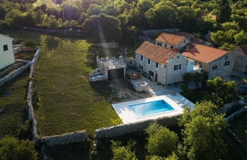 Drnis House | Family friendly house with a swimming pool Drniš, Zagora (K-19682)