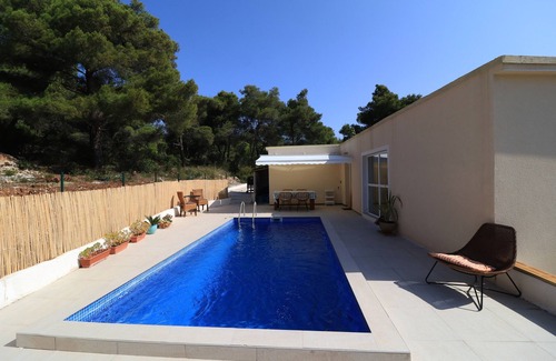 Rukavac House | Family friendly house with a swimming pool Rukavac, Vis (K-24700)