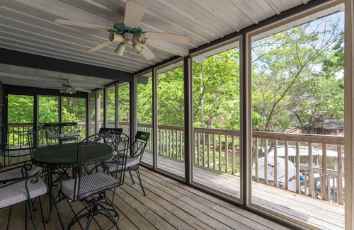 Rocky Mount House | Family-Friendly Lakefront Home | 5 Bedrooms | Dock, Wi-Fi, Smart TVs, Grill