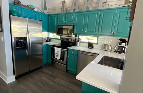 The Woods of Longleaf House | Family friendly, Lake Martin getaway.Close to Auburn!