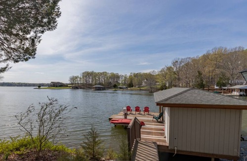 Moratuck Manor House | Family Friendly Lakefront Home