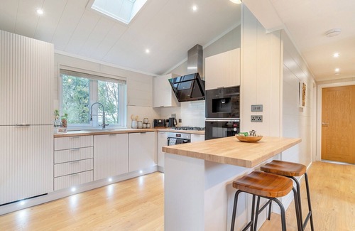 Aubourn Ski Chalet | Family friendly lodge.