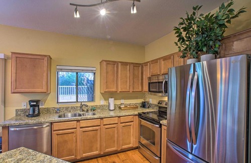 Augusta Ranch House | Family-Friendly Mesa Townhome with Pool Access!