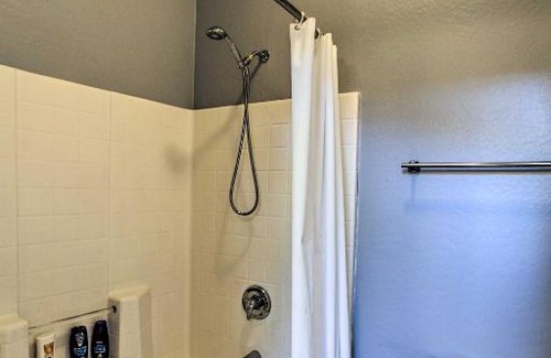 Augusta Ranch House | Family-Friendly Mesa Townhome with Pool Access!