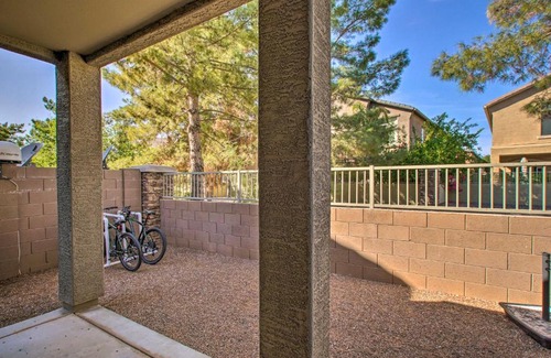 Augusta Ranch House | Family-Friendly Mesa Townhome with Pool Access!