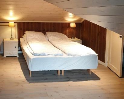 Fla Municipality House | Family Friendly Mountain Apartment Near Oslo