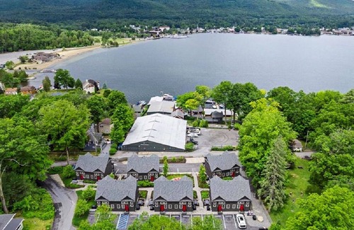 Lake George House | Family Friendly - Pet Friendly
