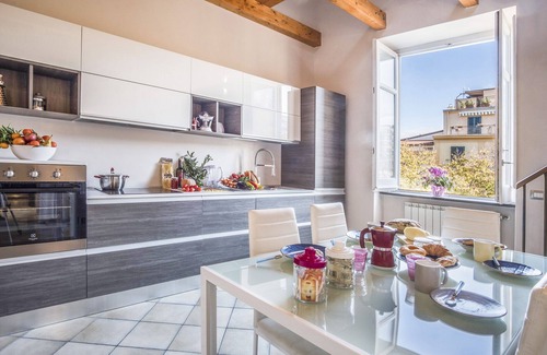 Sorrento City Centre Apartment | family-friendly, Sorrento-Center, WI-FI