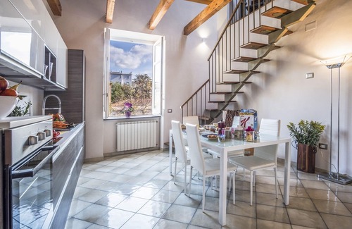 Sorrento City Centre Apartment | family-friendly, Sorrento-Center, WI-FI