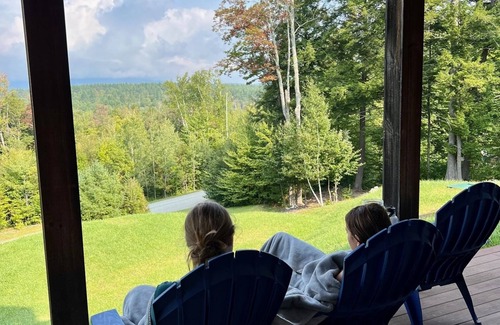 Stratton Mountain House | Family Friendly Stratton Home for All Seasons, 7 min to ski mountain