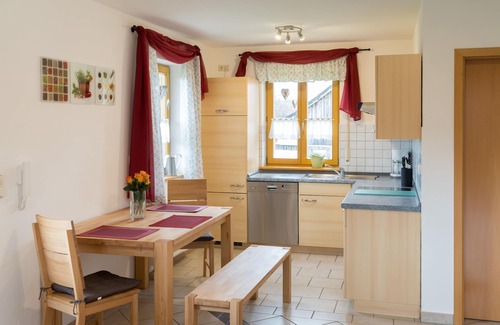 Ebersberg District Apartment | Family-friendly u. One bedroom apartment between Munich and Chiemsee
