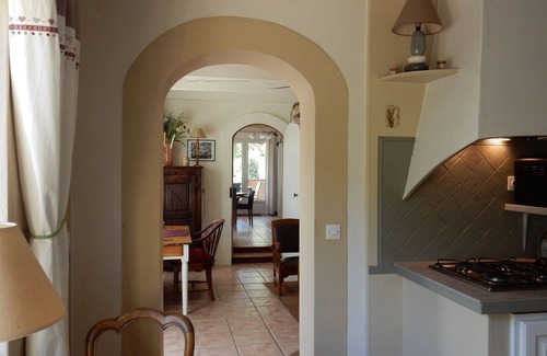 Le Val Villa | Family friendly villa with heated pool in quiet hillside area between sea/ Verdon