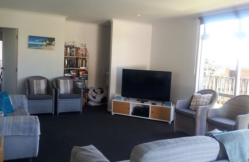 Whangamata House | Family Fun in Whangamata