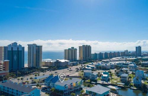 Gulf Shores House | Family Getaway! Blue Bungalow w Pool! 4min Walk to Beach!