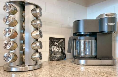 Gulf Shores House | Family Getaway! Blue Bungalow w Pool! 4min Walk to Beach!