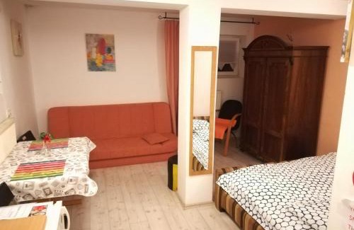 Siska District House | Family Guesthouse GreenSLO