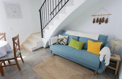 Vejer de la Frontera House | Family home for 5 with WiFi and street parking