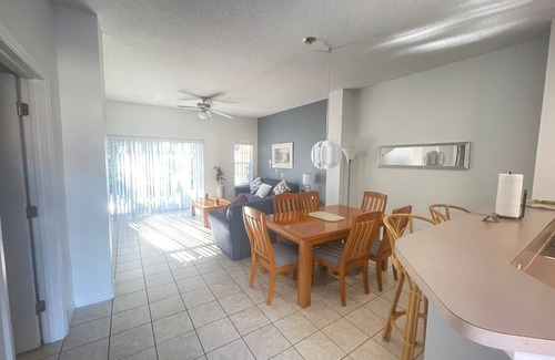 Lake Berkley House | Family home w/Resort Amenities! Close to Disney & Universal