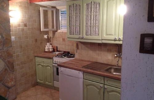 Cres Apartment | Family house in the old center