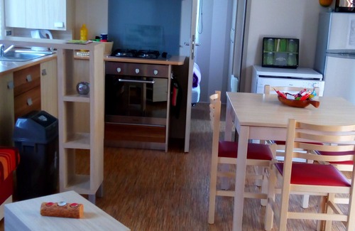 Coulanges House | FAMILY MOBILHOME, WELL EQUIPPED FOR 6/8 people