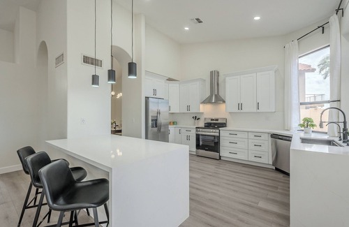 Ocotillo House | Family Oasis! Free Heated Pool+Spa, Golf+Lake View, BBQ, Putting Green, Fire Pit