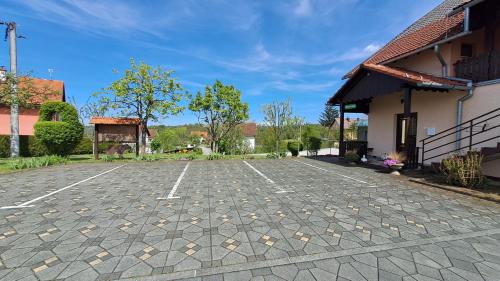 Slunj House | Family Puškarić