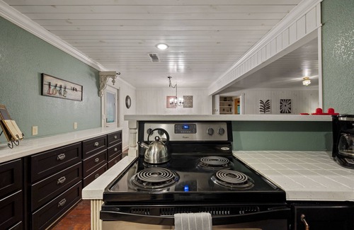 Broken Bow House | Family Retreat, outdoor oasis, game room