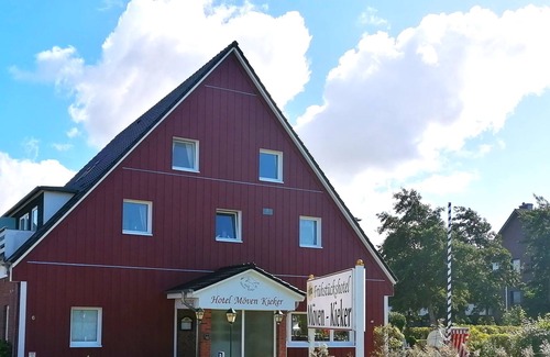 Friedrichskoog-Spitze House | Family room - Hotel Möven - Kieker