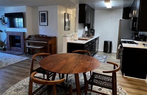 Lake Balboa Apartment | Family size 3+2 stylish apartment unit w pool.