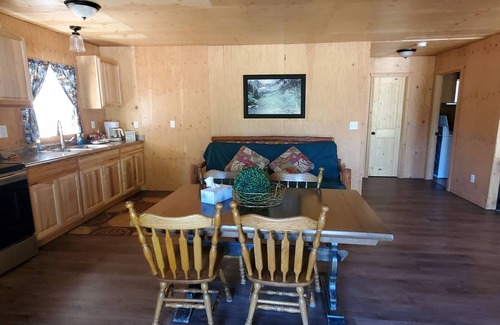 Noxon House | Family suite at Noxon Creekside Motel