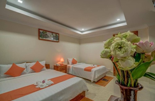 Siem Reap Resort | Family Suite: 1double bed & single bed - free pick up