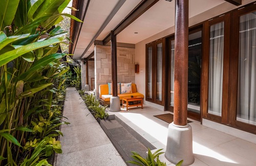 Downtown Kuta Hotel | Family Suite Room 2 minutes walk to Kuta Beach