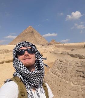 Giza Hotel | Family view of the pyramids