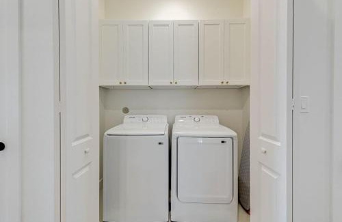 Galveston House | Family Villa Walk to Beach