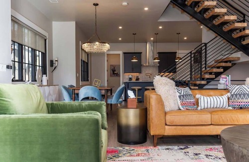 Winter Park Ski Chalet | Fancy Fox | Near Resort Mountain View Hot Tub