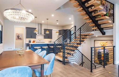 Winter Park Ski Chalet | Fancy Fox | Near Resort Mountain View Hot Tub