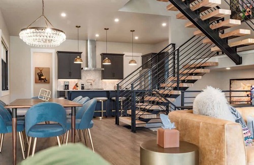Winter Park Ski Chalet | Fancy Fox | Near Resort Mountain View Hot Tub