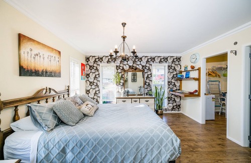 Welcome Bay Apartment | Fantail Nest - Luxurious New Guest Suite