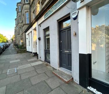 Bruntsfield Apartment | Fantastic 1 Bed in Heart of Edinburgh