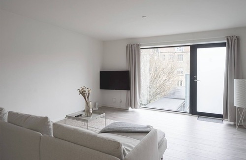 Øgadekvarteret Apartment | Fantastic 1-BR apartment w/a french balcony - 162