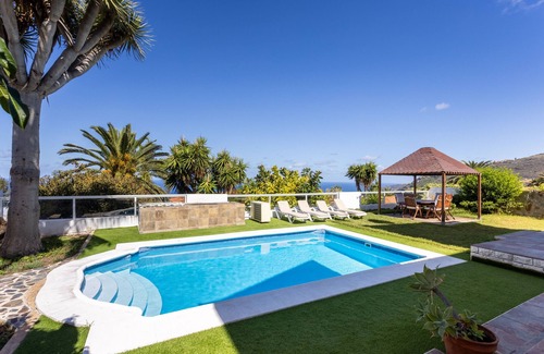 Sauzal House | Fantastic home with amazing sea views