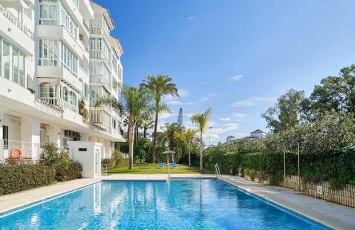 Puerto Banus Apartment | Fantastic PH near Hard Rock walk to beach RDR479