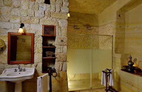 Urgup House | Fantasy Cave House with Garden