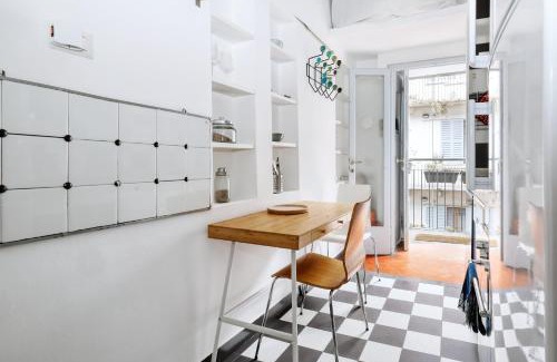Porta Volta Apartment | Farini 6