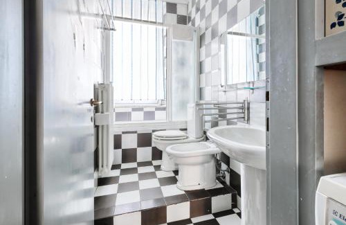 Porta Volta Apartment | Farini 6