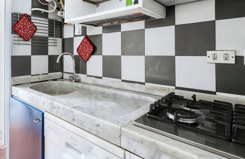 Porta Volta Apartment | Farini 6 - One Bedroom Apartment, Sleeps 3