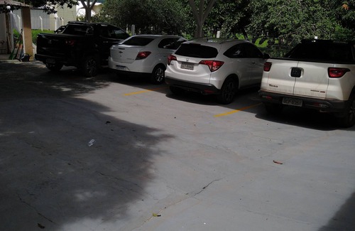 Cuiaba House | Farm/4 bedrooms/barbecue/garage 4cars/trails/4Km city/near viewpoint