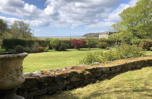 Tarbert House | Farm house, family and pet friendly.