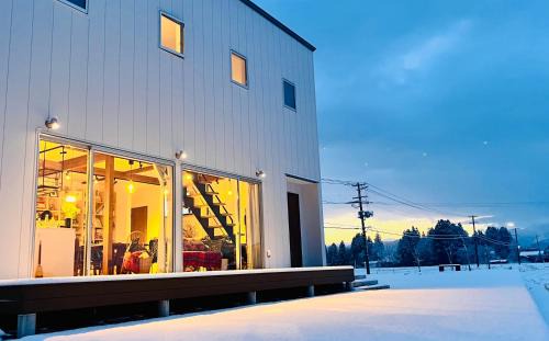 Senboku Villa | Farm To Table NORICHIE 新築 田園風景と星空を楽しむ 1日1組限定貸切 プライベートバケーションレンタル 1泊2食付き