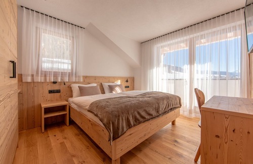 Villabassa Other | Farmhouse 'Apt Aurora' with Mountain View, Shared Garden and Wi-Fi
